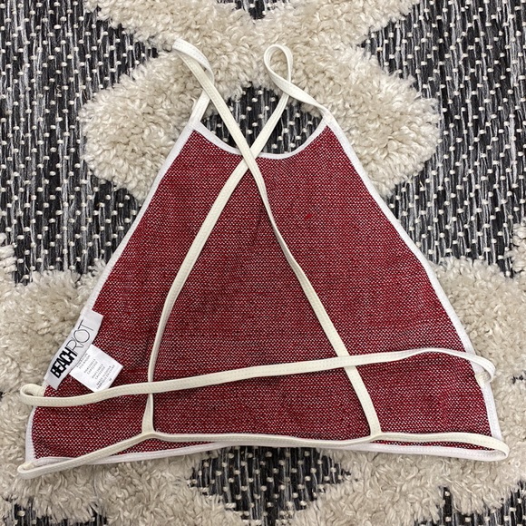 Beach riot halter top and scrunch bottoms - Picture 6 of 8